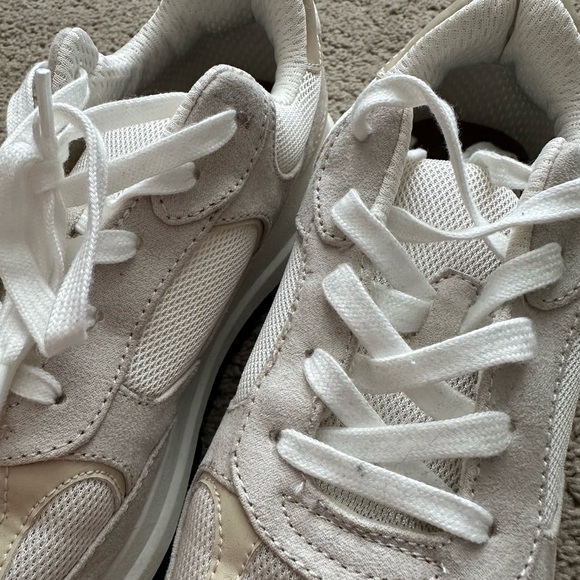 Spring/Summer sneakers - Picture 4 of 7